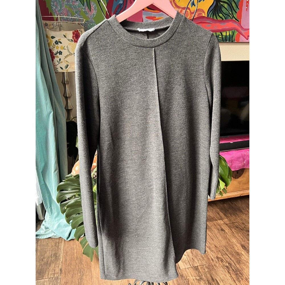 Papaya Gray Knitted Short Dress With Center Seam. Size UK 14 (US Large)Work Wear